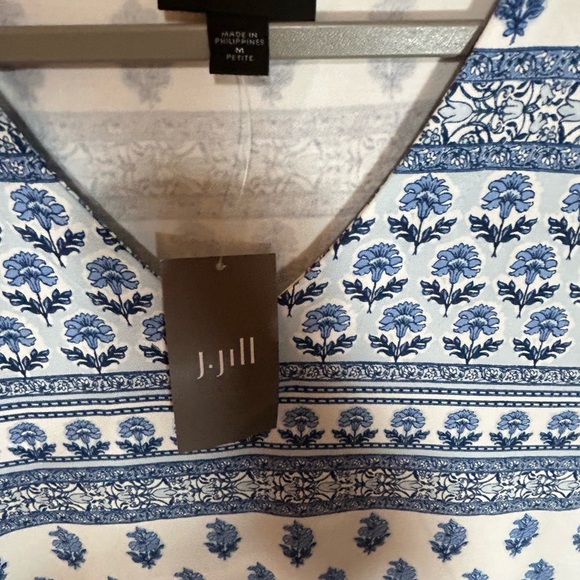 J. Jill Floral Blue and White V-Neck Dress NWT - Picture 5 of 12